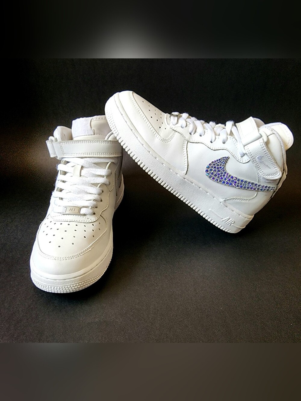 NIKE AIR FORCE 1 " SWAROVSKICUSTOMIZED " WOMEN US SIZE 7.5 GREAT COND